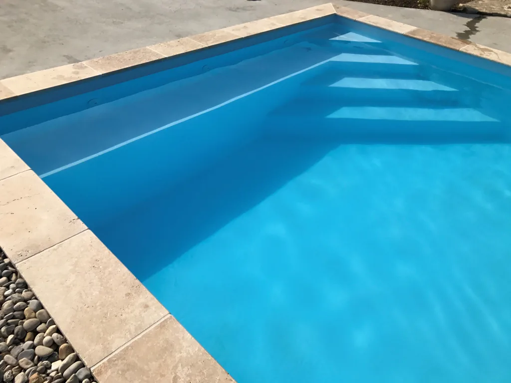 Escalier de piscine en Isère (38)