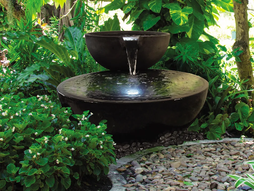 Fontaine extérieure en Isère (38)