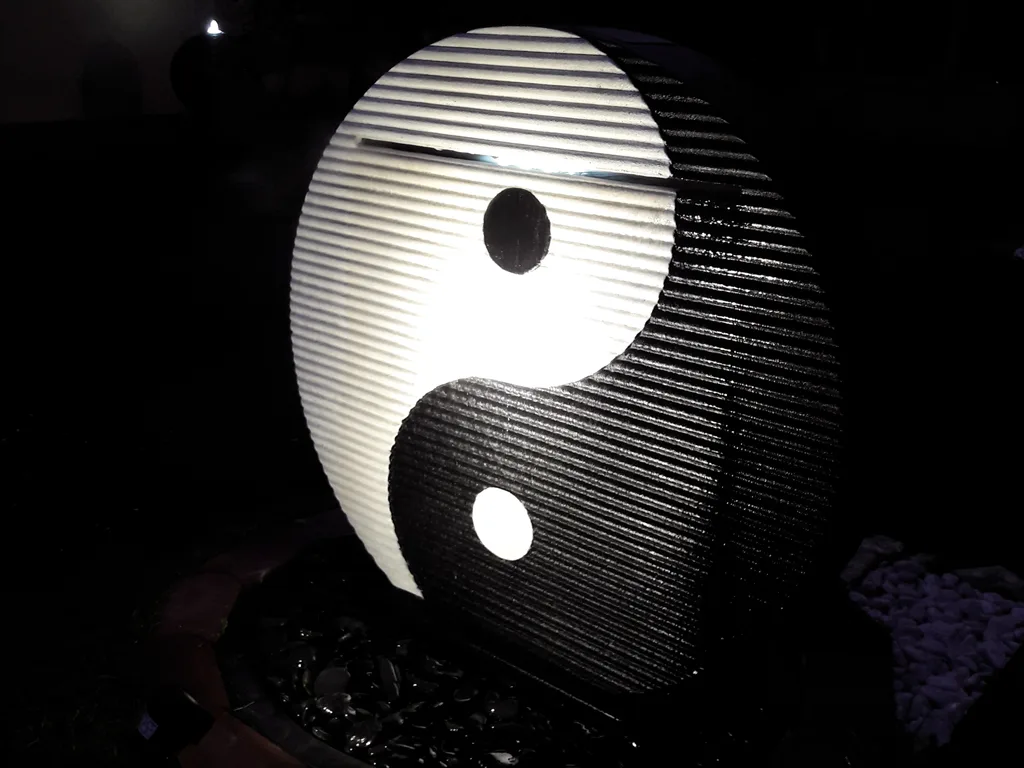 Fontaine extérieure en Isère (38)