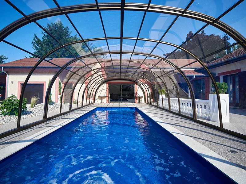 Abri de piscine haut sur mesure