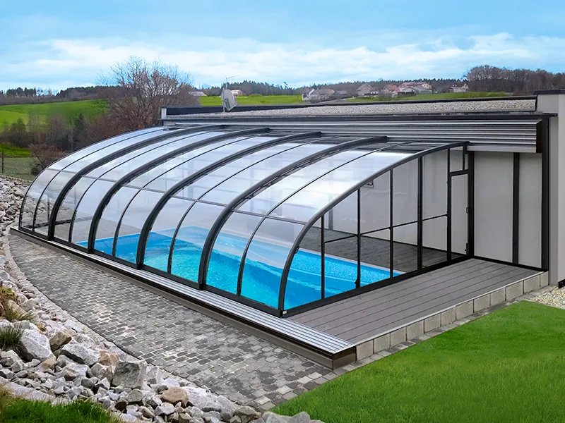 Abri pour piscine sur mesure