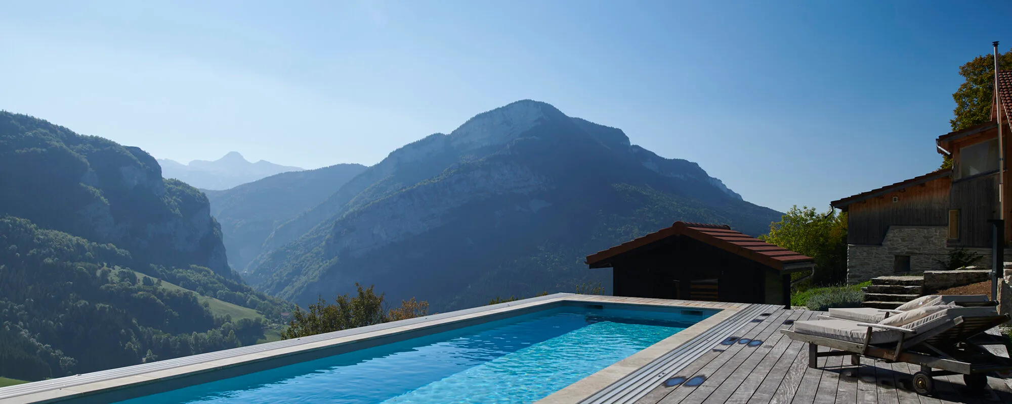 Couloir de nage et abri bas