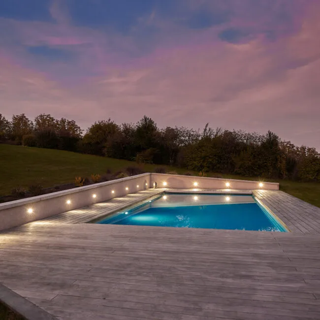 Guide ultime pour construire la piscine de vos rêves : réglementation, étapes et budget