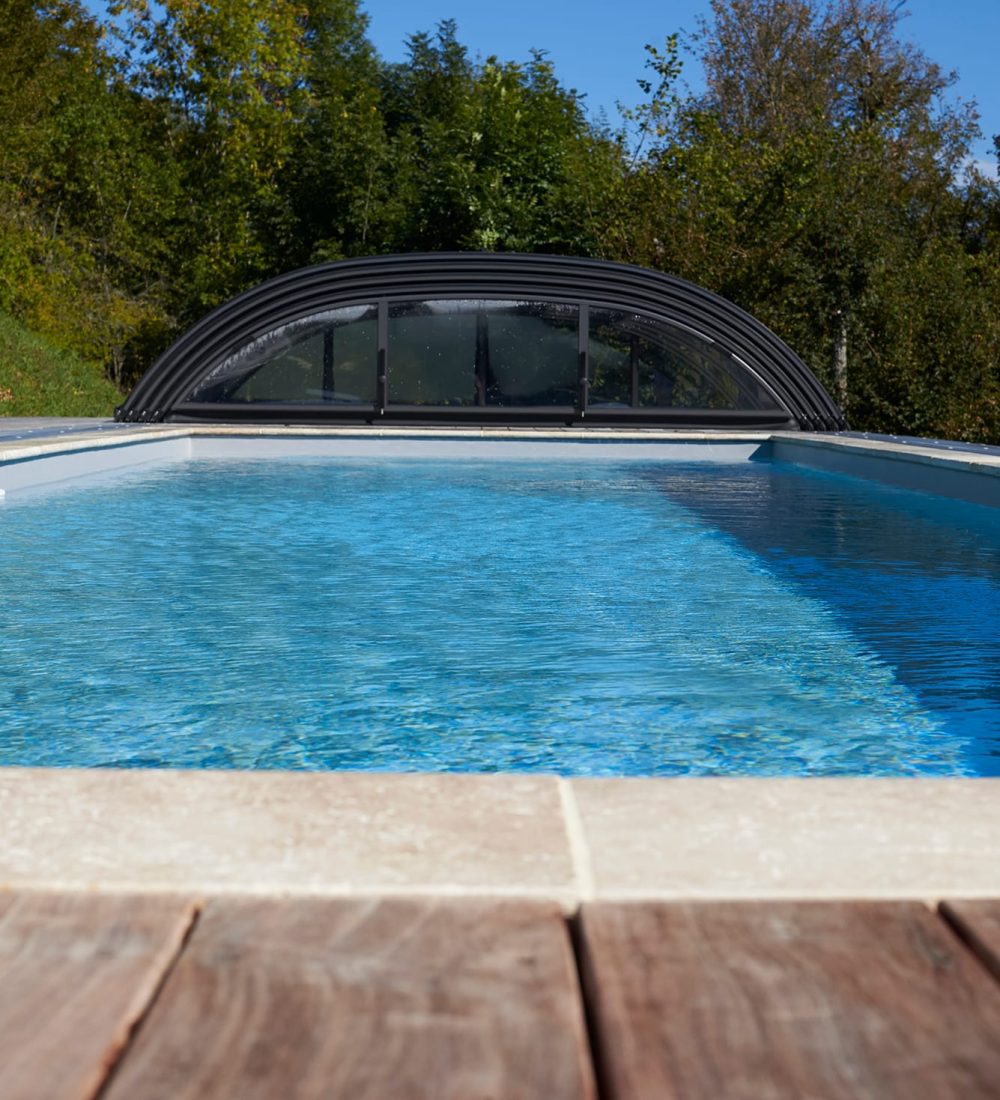 Couloir de nage et abri bas