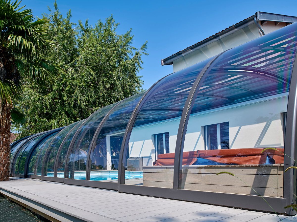 Abri haut mural sur mesure mobile, piscine de 9x5m